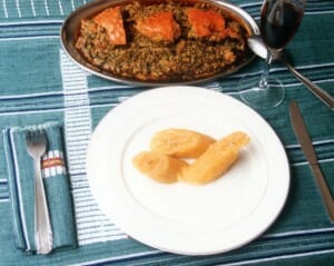Cuisine picture showing full table with side dish resizid