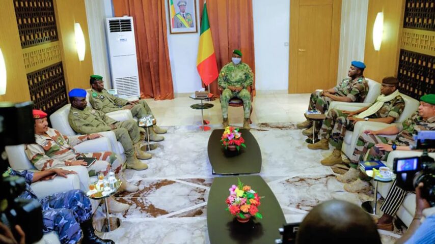 The Presidency of Mali posted pictures and a statement on Facebook, announcing that the country's transitional president, Assimi Goïta, hosted a large Nigerien military delegation