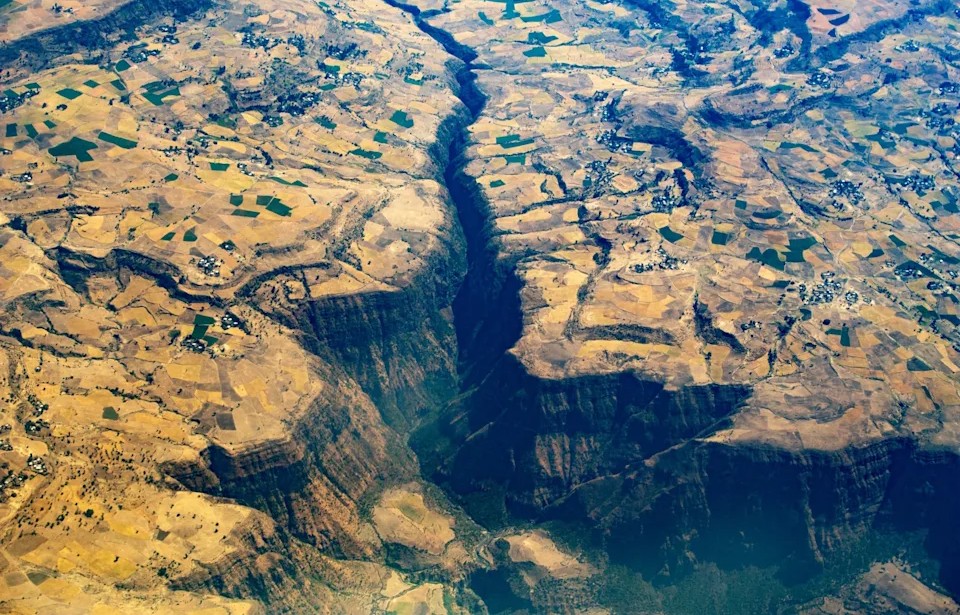 Research shows a massive crack will split Africa one day